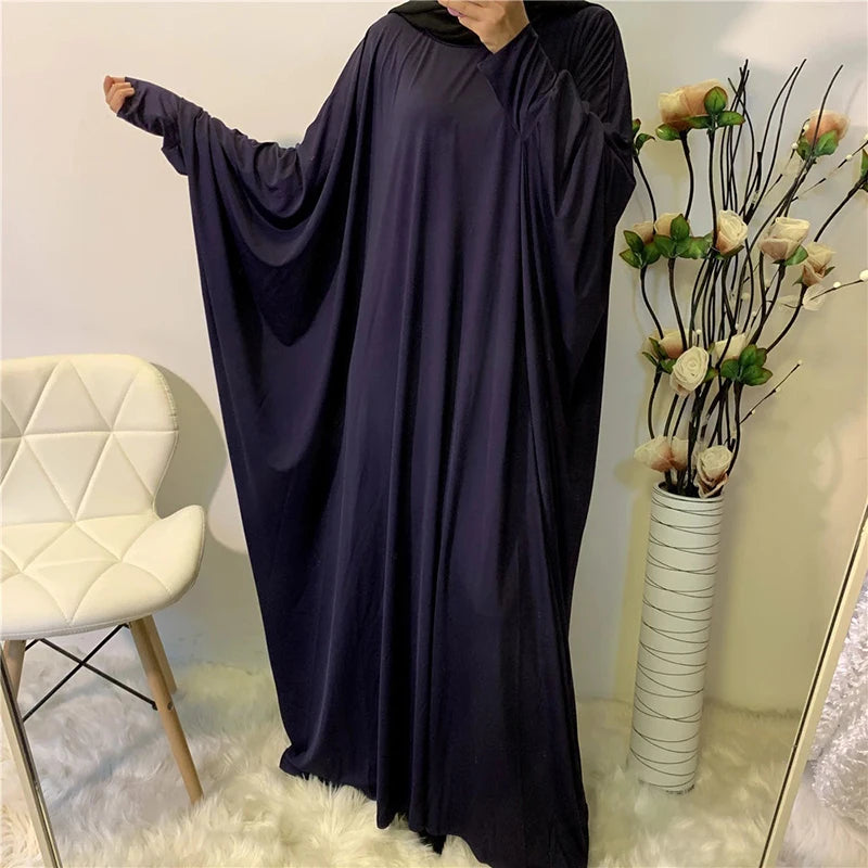 Abaya Chauve Souris Bleu marine Taille unique chez Abaya ma boutique