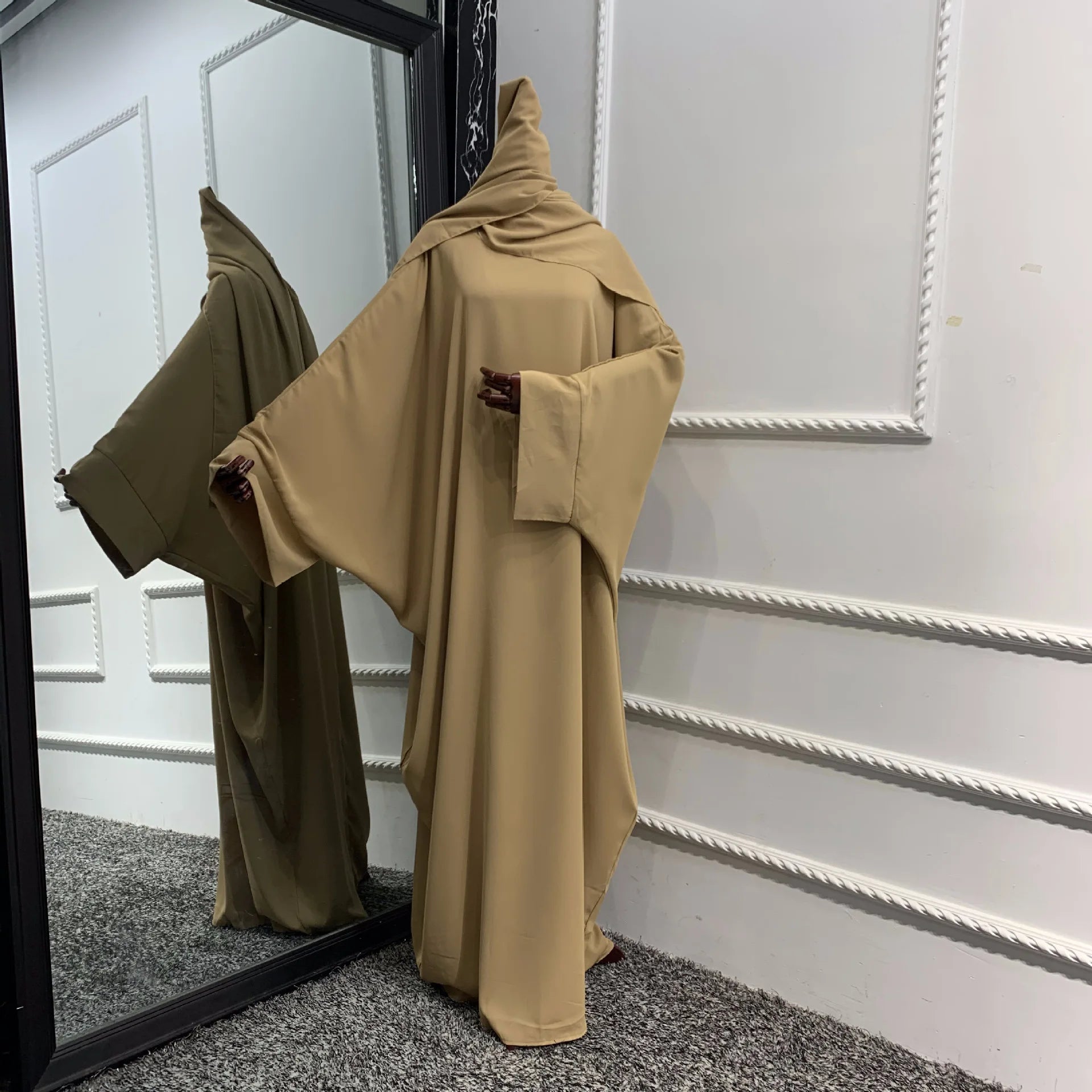 Abaya Priere (avec Hijab) chameau avec écharpe taille unique chez Abaya ma boutique