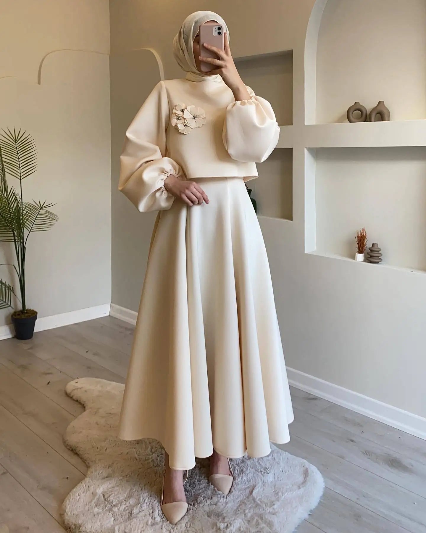 Abaya Crop Top Beige chez Abaya ma boutique