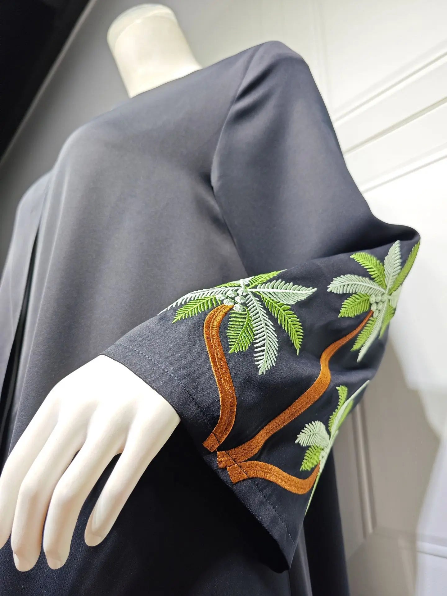 Abaya Noir Dubai chez Abaya ma boutique