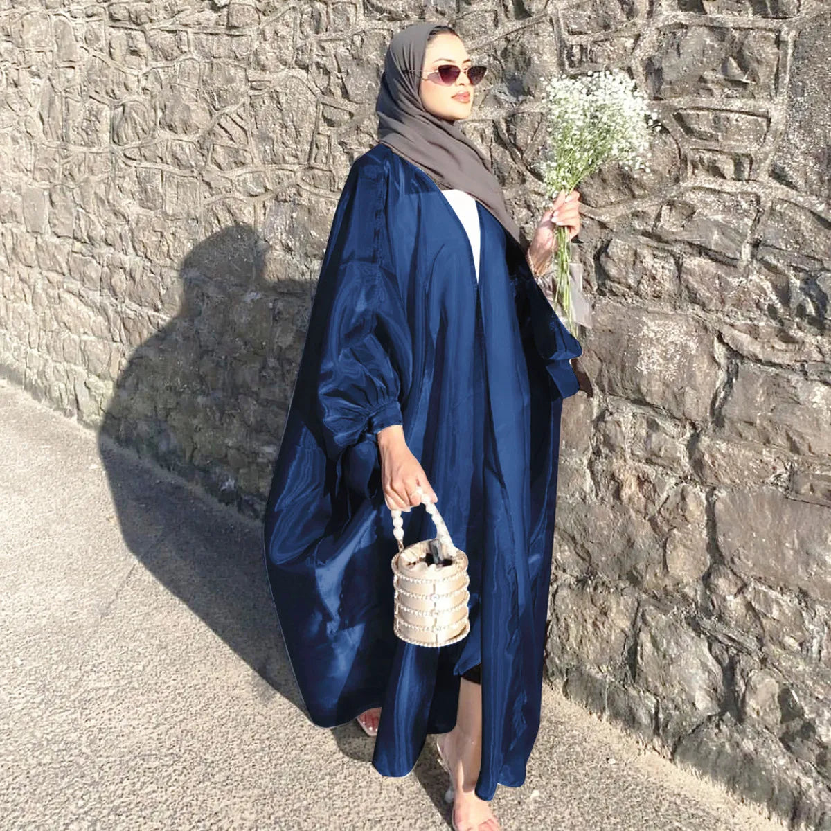 Abaya Manches Bouffantes bleu foncé chez Abaya ma boutique