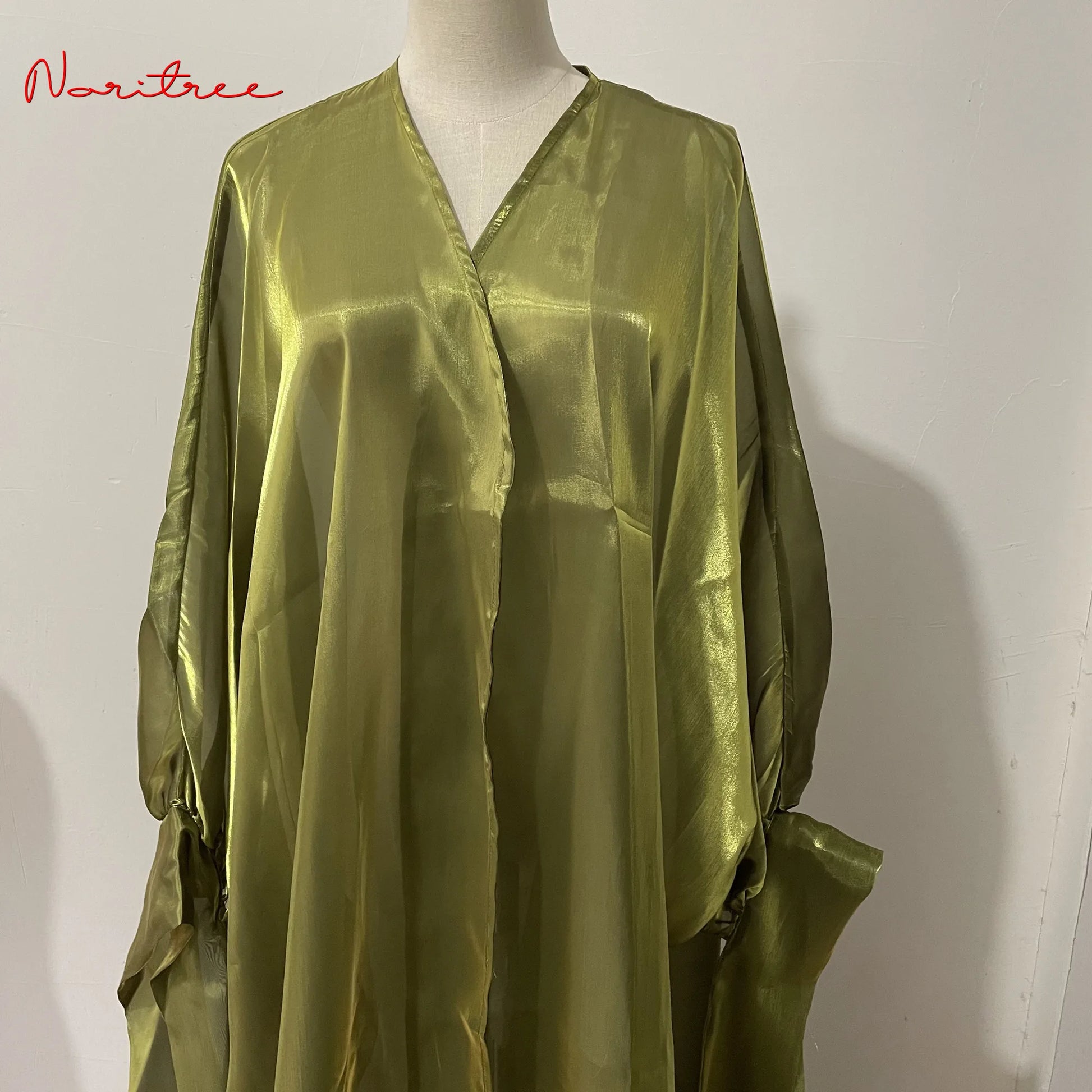 Abaya Manches Bouffantes chez Abaya ma boutique